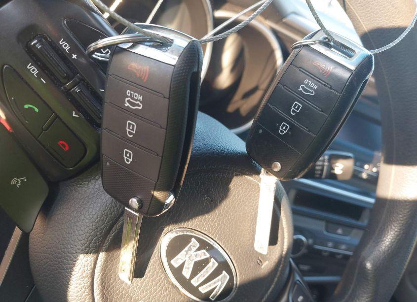 Photo 11 of 2015 Kia Optima LX (VIN 5XXGM4A73FG439965)