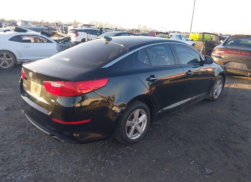 Photo 4 of 2015 Kia Optima LX (VIN 5XXGM4A73FG439965)