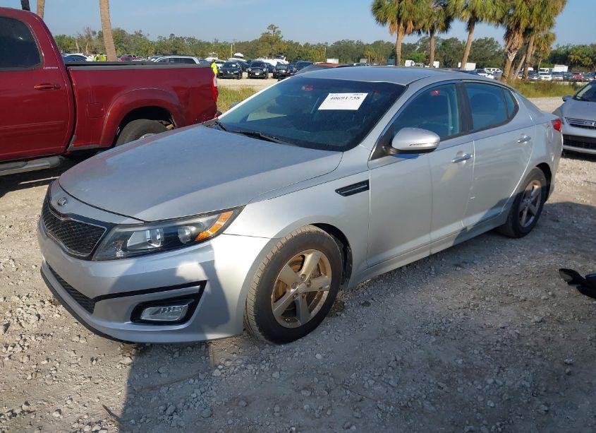 Photo 2 of 2015 Kia Optima LX (VIN 5XXGM4A73FG441862)