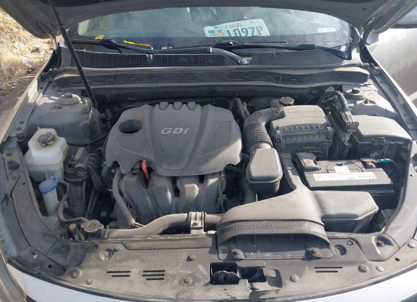 Photo 10 of 2015 Kia Optima LX (VIN 5XXGM4A73FG462212)