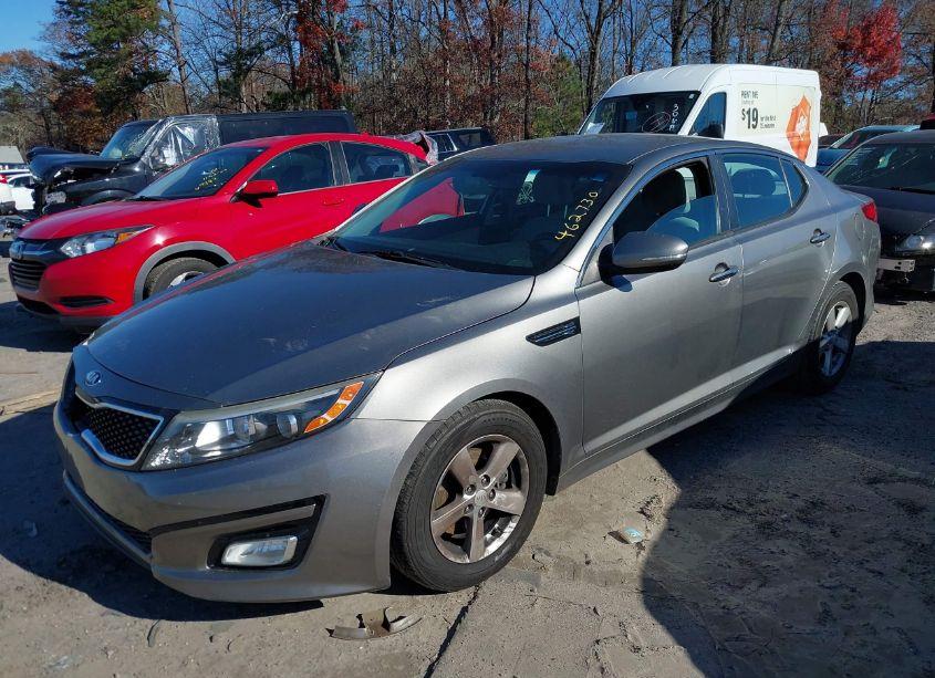 Photo 2 of 2015 Kia Optima LX (VIN 5XXGM4A73FG462730)