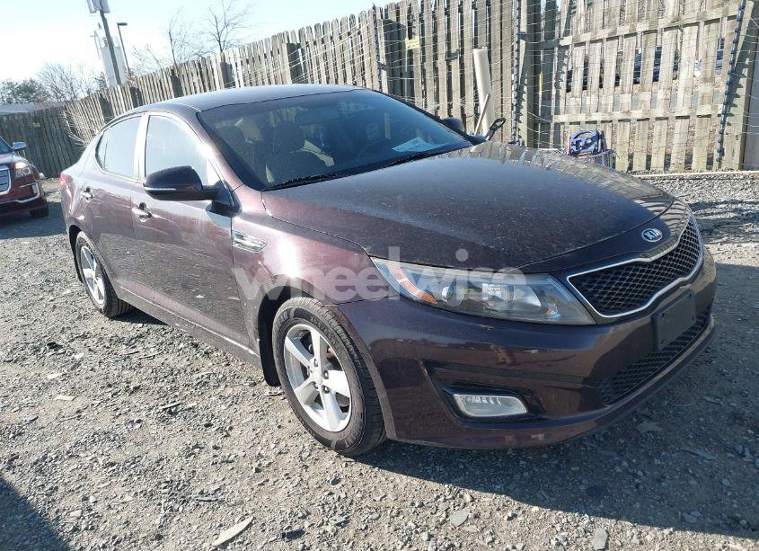 2015 Kia Optima LX (VIN 5XXGM4A73FG472920) main photo