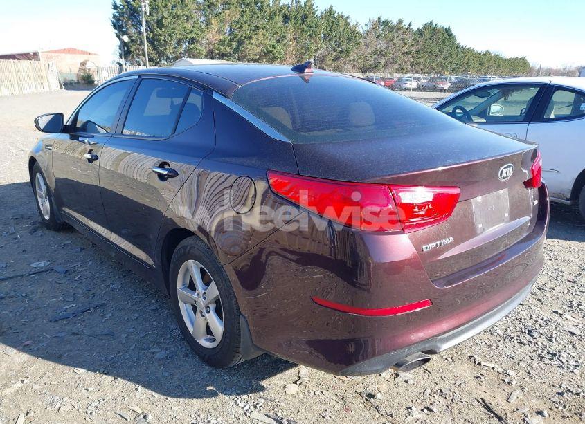 Photo 3 of 2015 Kia Optima LX (VIN 5XXGM4A73FG472920)