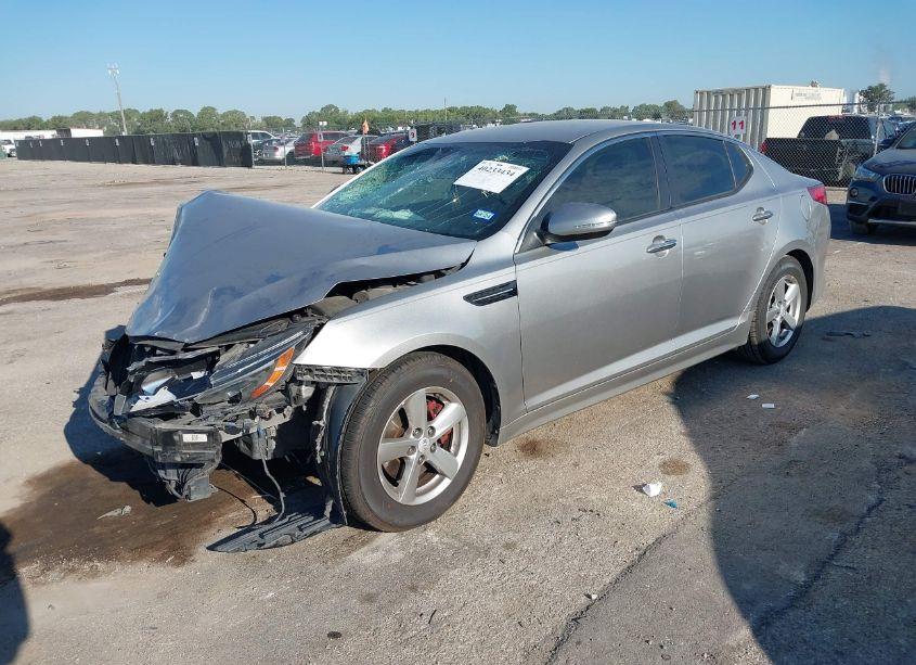 Photo 2 of 2015 Kia Optima LX (VIN 5XXGM4A73FG484288)