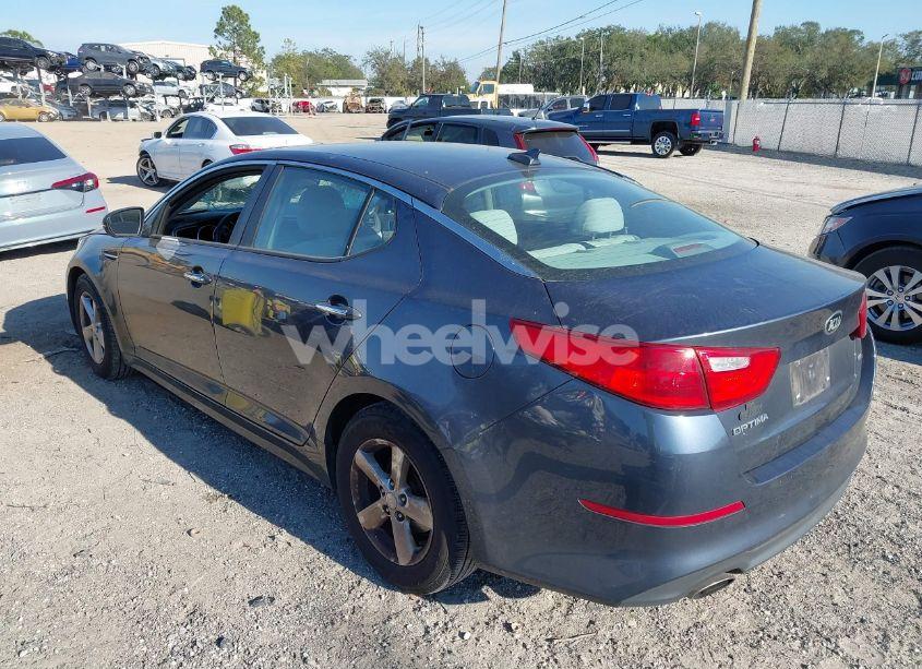 Photo 3 of 2015 Kia Optima LX (VIN 5XXGM4A73FG486252)
