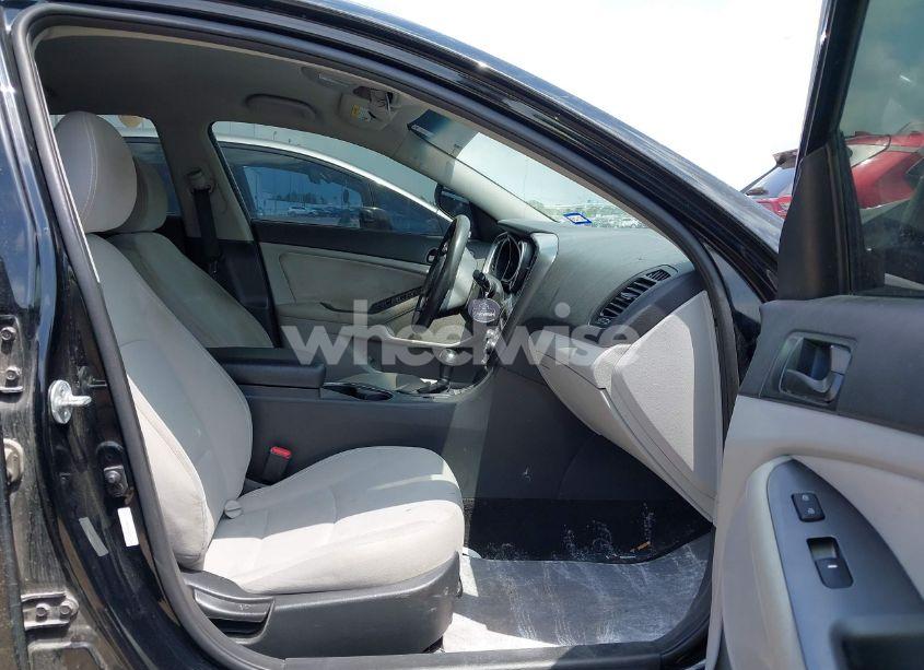 Photo 5 of 2015 Kia Optima LX (VIN 5XXGM4A73FG507178)