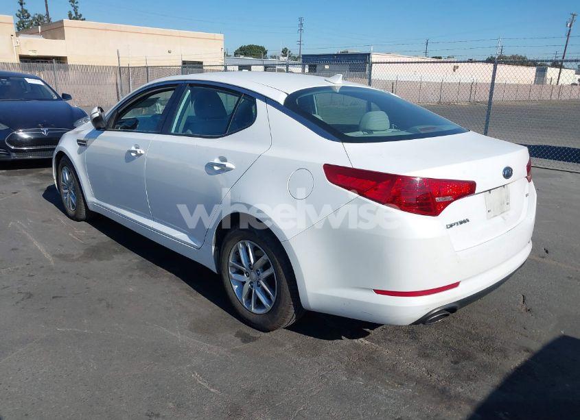 Photo 3 of 2012 Kia Optima LX (VIN 5XXGM4A74CG070626)