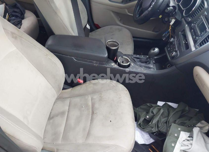 Photo 5 of 2012 Kia Optima LX (VIN 5XXGM4A74CG077639)