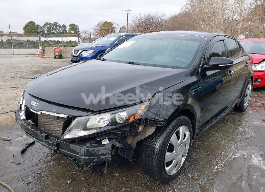 Photo 2 of 2013 Kia Optima LX (VIN 5XXGM4A74DG092790)