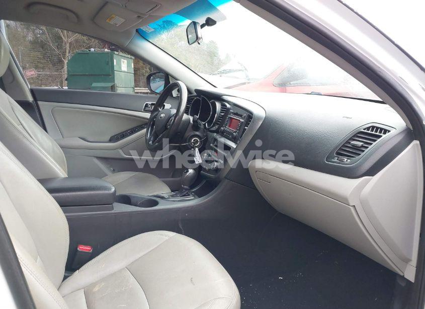 Photo 5 of 2013 Kia Optima LX (VIN 5XXGM4A74DG092790)