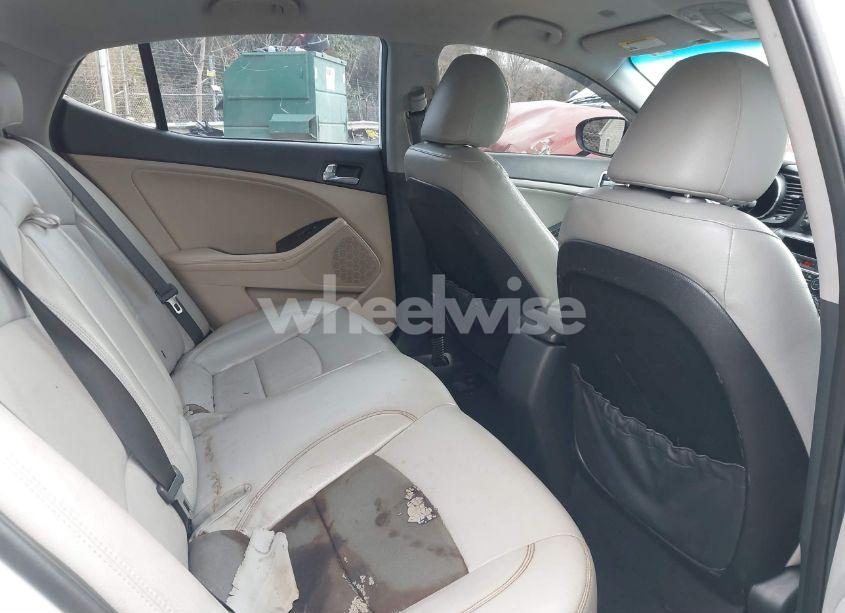 Photo 8 of 2013 Kia Optima LX (VIN 5XXGM4A74DG092790)