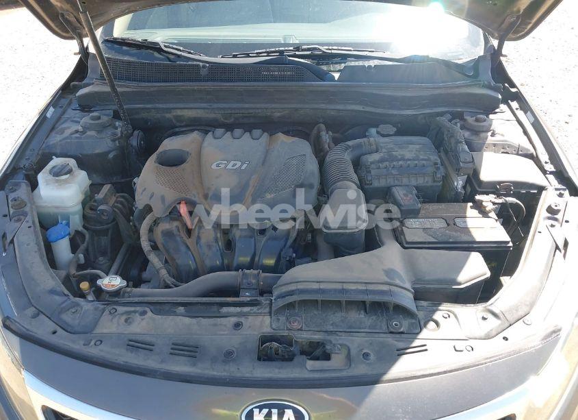 Photo 10 of 2013 Kia Optima LX (VIN 5XXGM4A74DG093454)