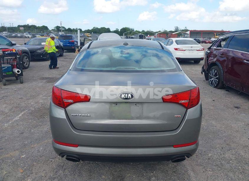 Photo 16 of 2013 Kia Optima LX (VIN 5XXGM4A74DG147688)