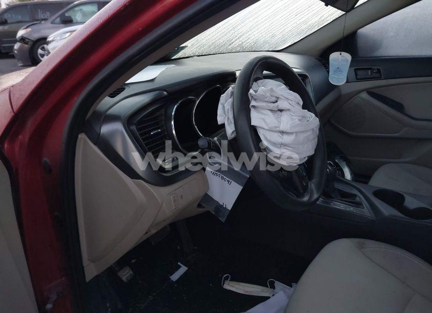 Photo 13 of 2013 Kia Optima LX (VIN 5XXGM4A74DG170498)