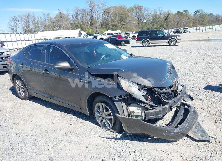 2013 Kia Optima LX (VIN 5XXGM4A74DG176057) main photo