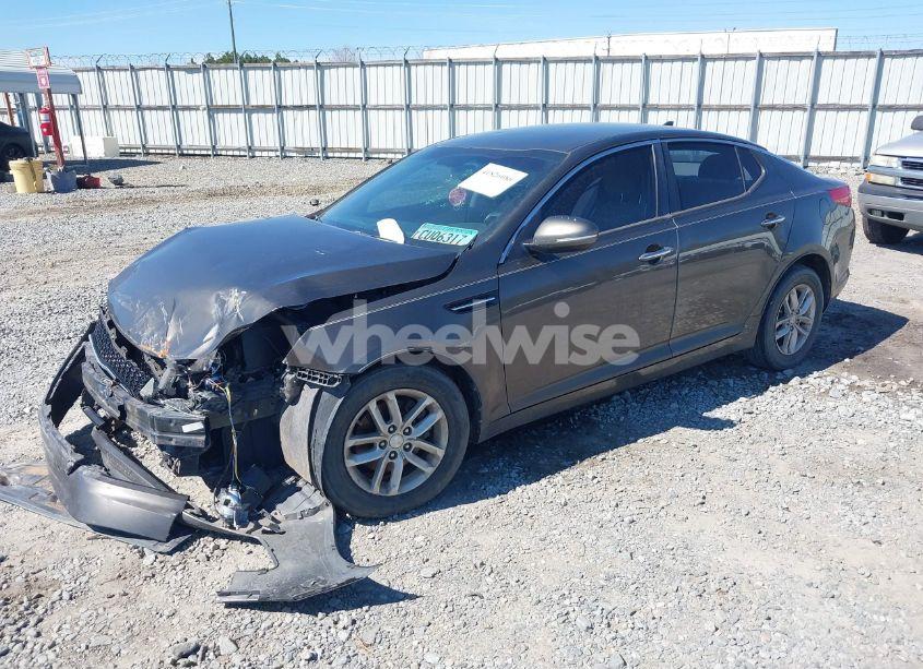 Photo 2 of 2013 Kia Optima LX (VIN 5XXGM4A74DG176057)