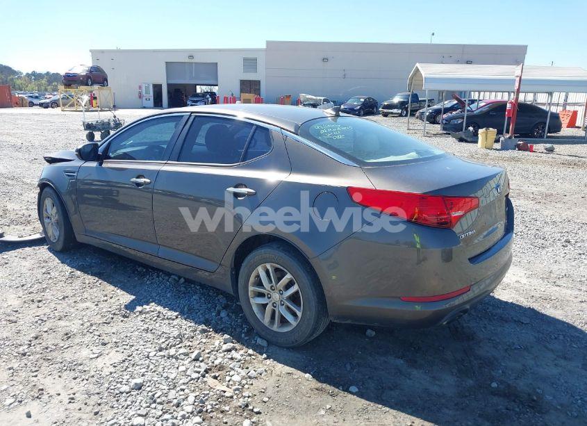 Photo 3 of 2013 Kia Optima LX (VIN 5XXGM4A74DG176057)