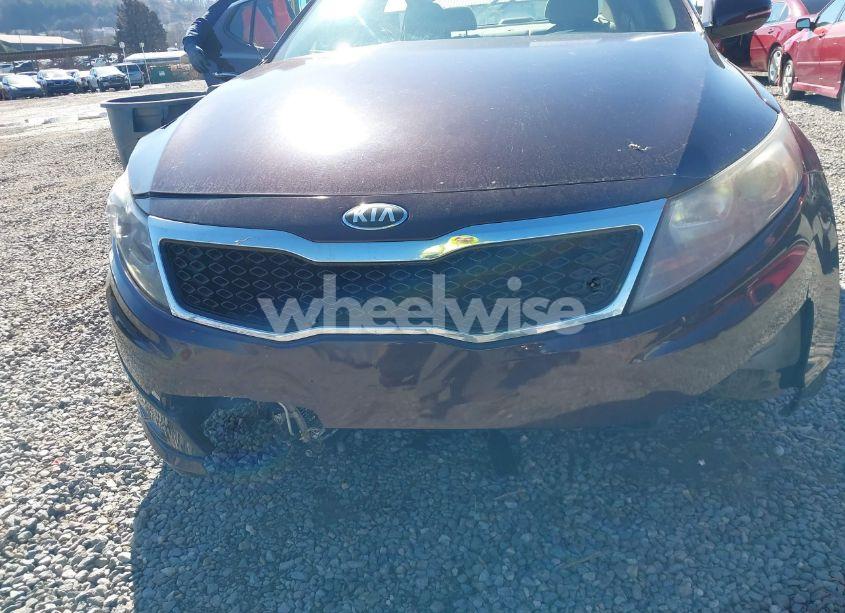 Photo 13 of 2013 Kia Optima LX (VIN 5XXGM4A74DG186121)