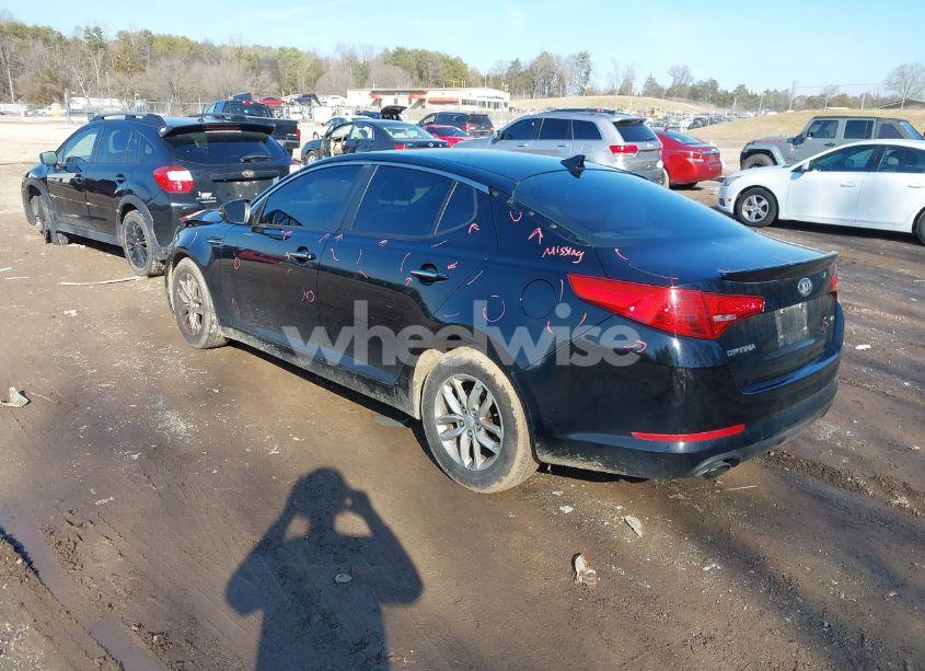 Photo 3 of 2013 Kia Optima LX (VIN 5XXGM4A74DG187012)