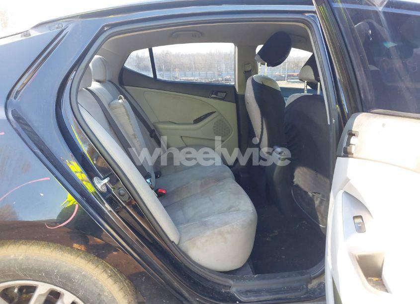 Photo 8 of 2013 Kia Optima LX (VIN 5XXGM4A74DG187012)