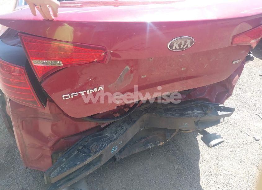 Photo 6 of 2013 Kia Optima LX (VIN 5XXGM4A74DG189357)