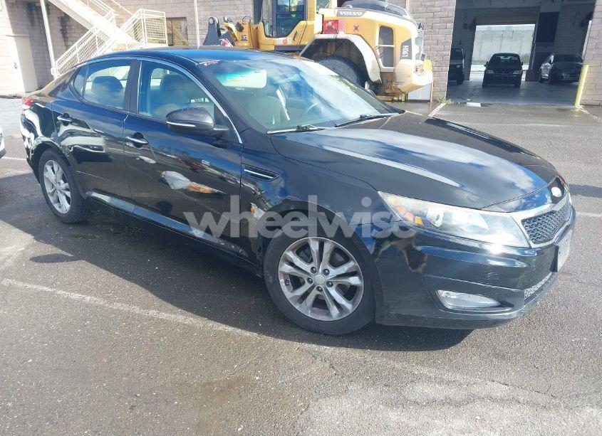 2013 Kia Optima LX (VIN 5XXGM4A74DG189603) main photo
