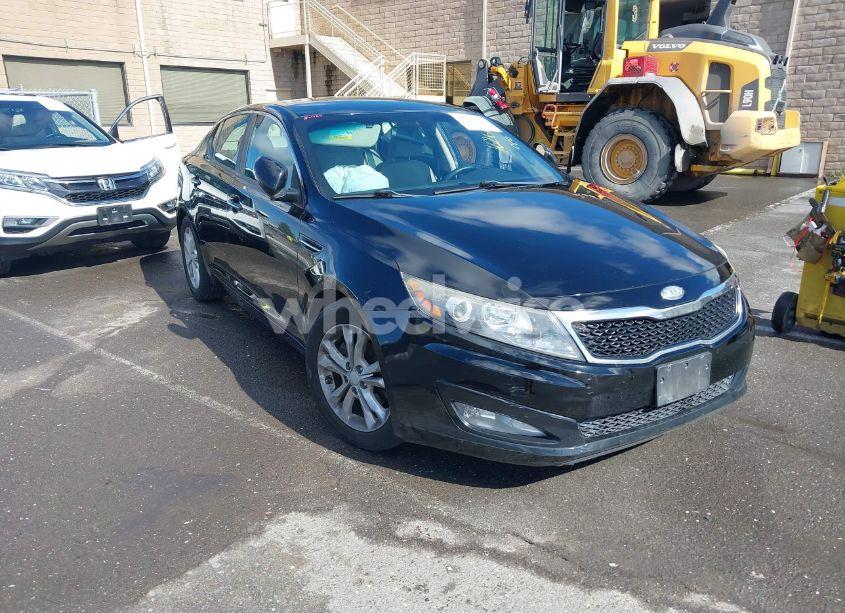 Photo 6 of 2013 Kia Optima LX (VIN 5XXGM4A74DG189603)