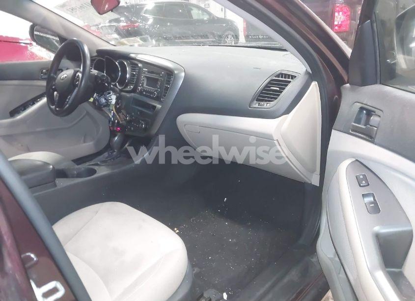 Photo 5 of 2013 Kia Optima LX (VIN 5XXGM4A74DG197443)