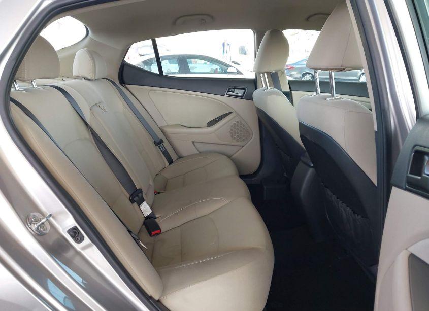 Photo 8 of 2013 Kia Optima LX (VIN 5XXGM4A74DG198575)