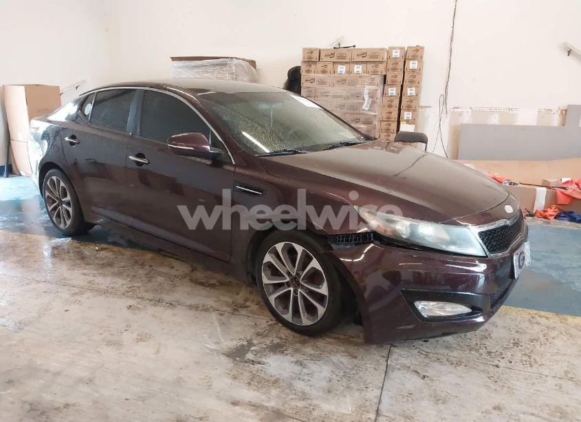 2013 Kia Optima LX (VIN 5XXGM4A74DG200650) main photo