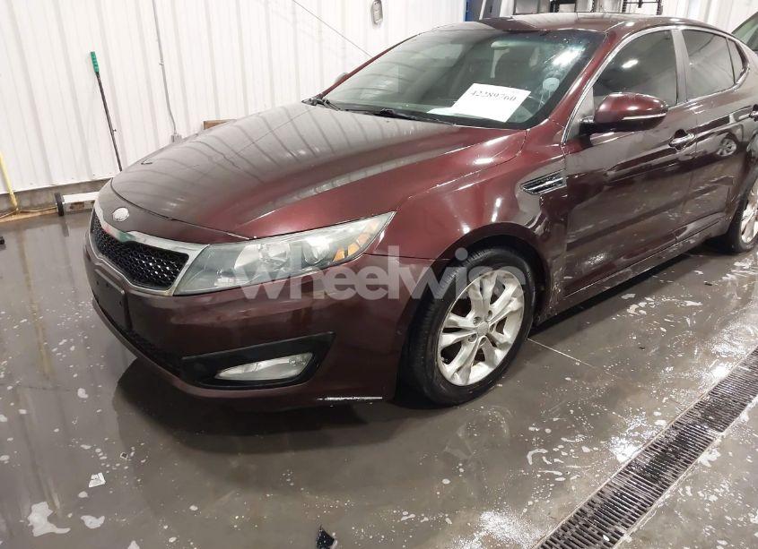 Photo 6 of 2013 Kia Optima LX (VIN 5XXGM4A74DG215312)