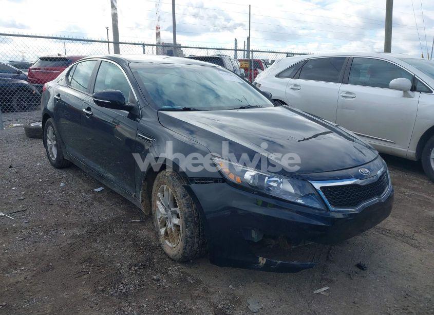 2013 Kia Optima LX (VIN 5XXGM4A74DG227685) main photo