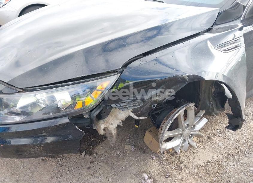 Photo 6 of 2013 Kia Optima LX (VIN 5XXGM4A74DG227685)