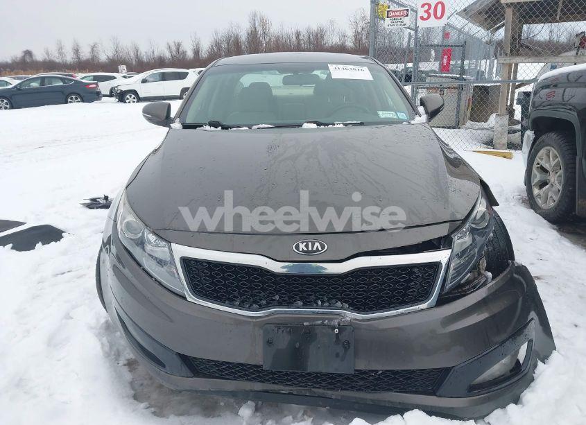 Photo 12 of 2013 Kia Optima LX (VIN 5XXGM4A74DG230845)