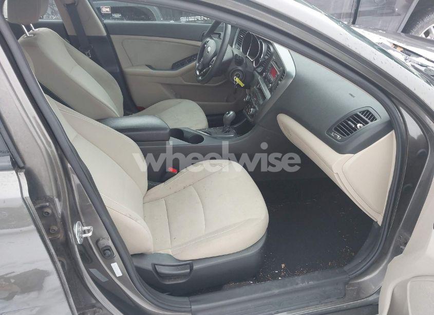 Photo 5 of 2013 Kia Optima LX (VIN 5XXGM4A74DG230845)