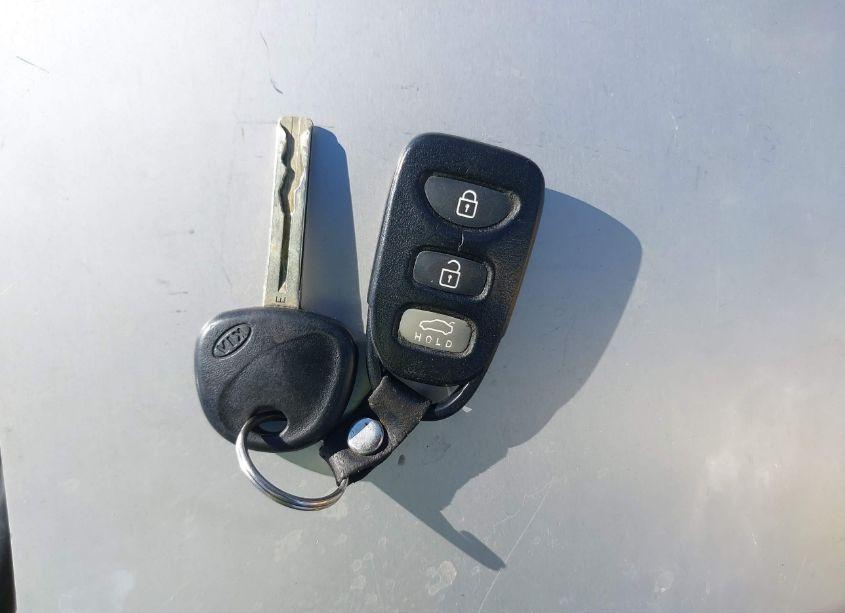 Photo 11 of 2013 Kia Optima LX (VIN 5XXGM4A74DG235026)