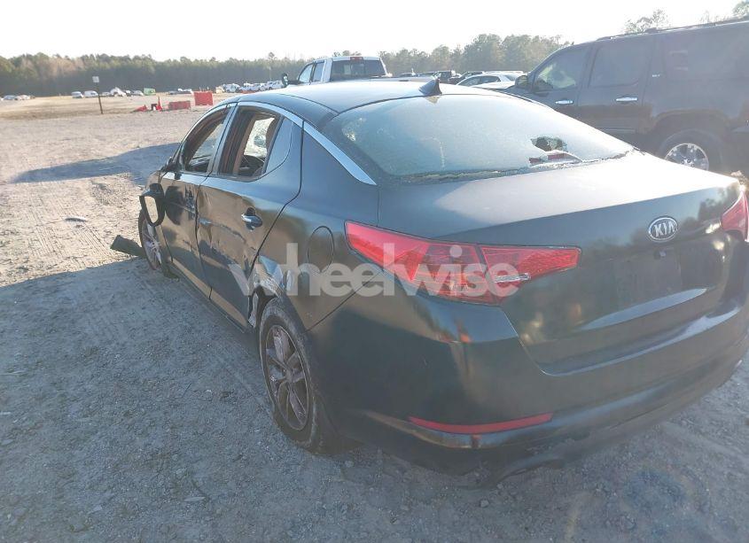 Photo 3 of 2013 Kia Optima LX (VIN 5XXGM4A74DG247841)