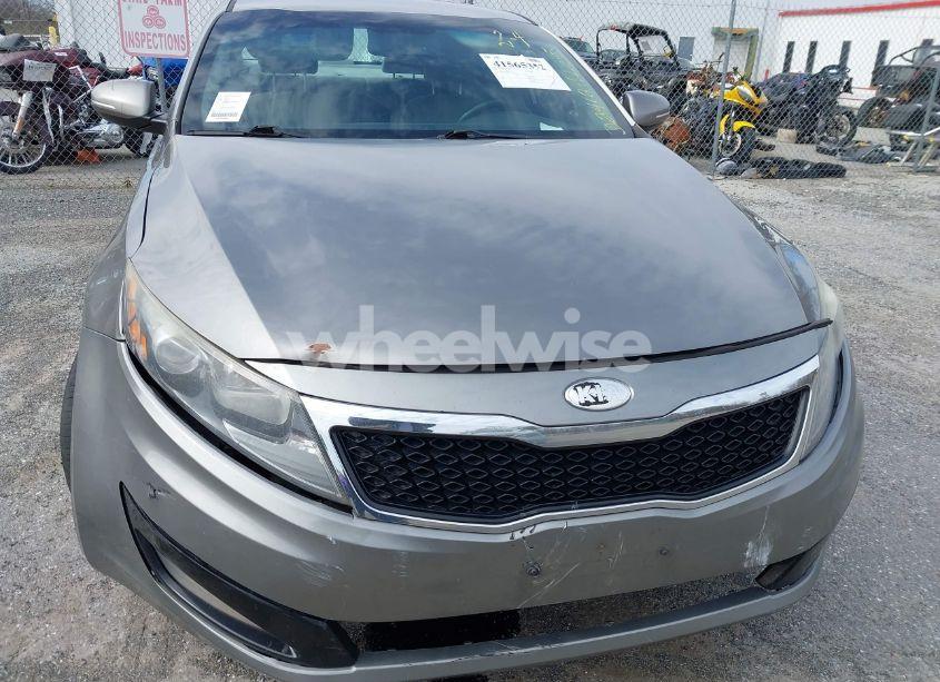 Photo 10 of 2013 Kia Optima LX (VIN 5XXGM4A74DG256233)