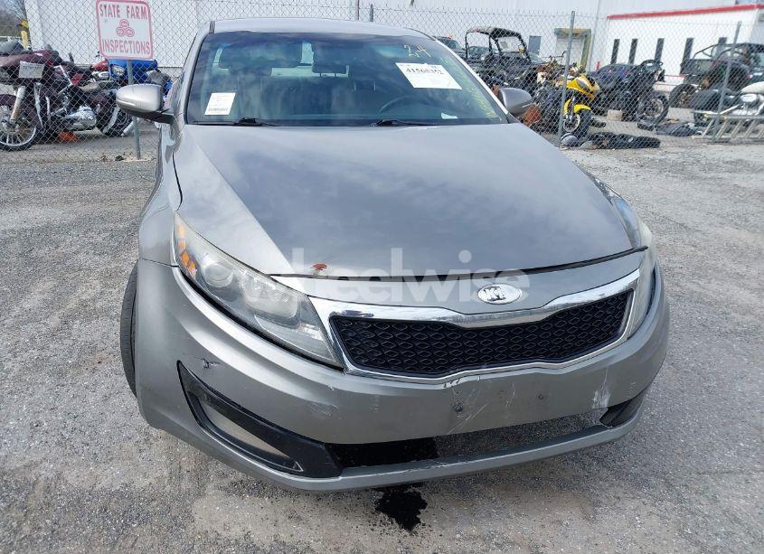 Photo 6 of 2013 Kia Optima LX (VIN 5XXGM4A74DG256233)