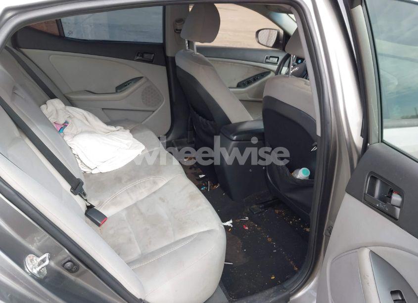 Photo 8 of 2013 Kia Optima LX (VIN 5XXGM4A74DG256233)