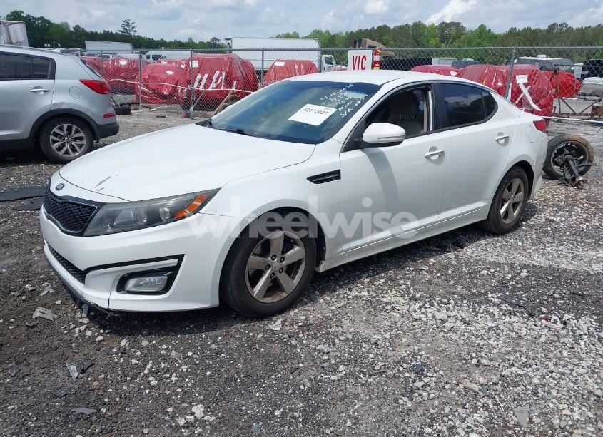 Photo 2 of 2014 Kia Optima LX (VIN 5XXGM4A74EG317632)