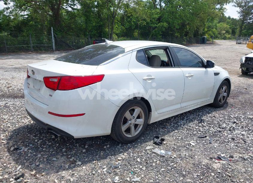 Photo 4 of 2014 Kia Optima LX (VIN 5XXGM4A74EG317632)