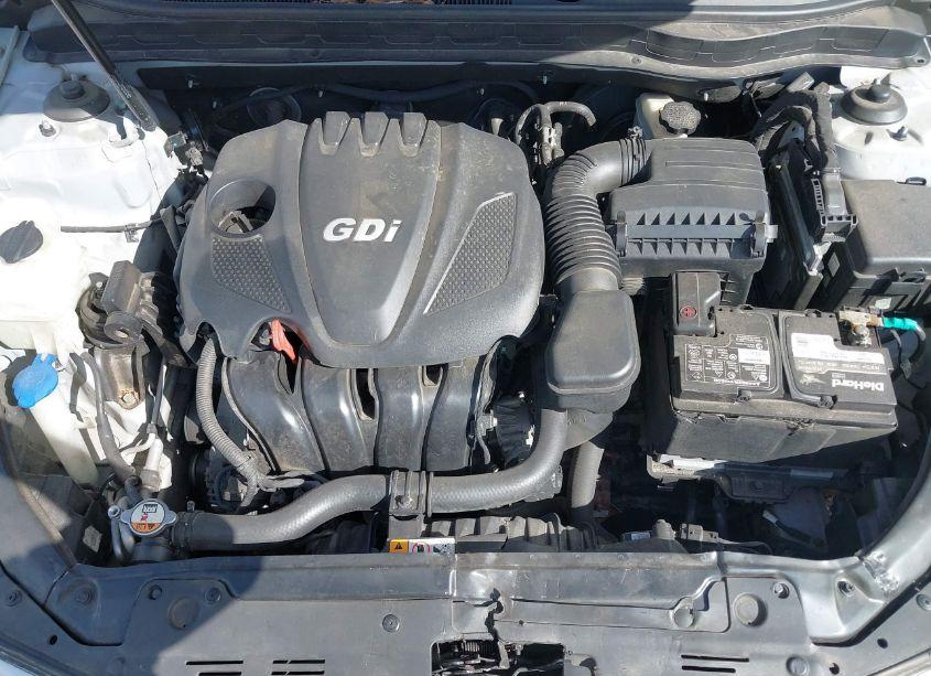 Photo 10 of 2014 Kia Optima LX (VIN 5XXGM4A74EG331062)