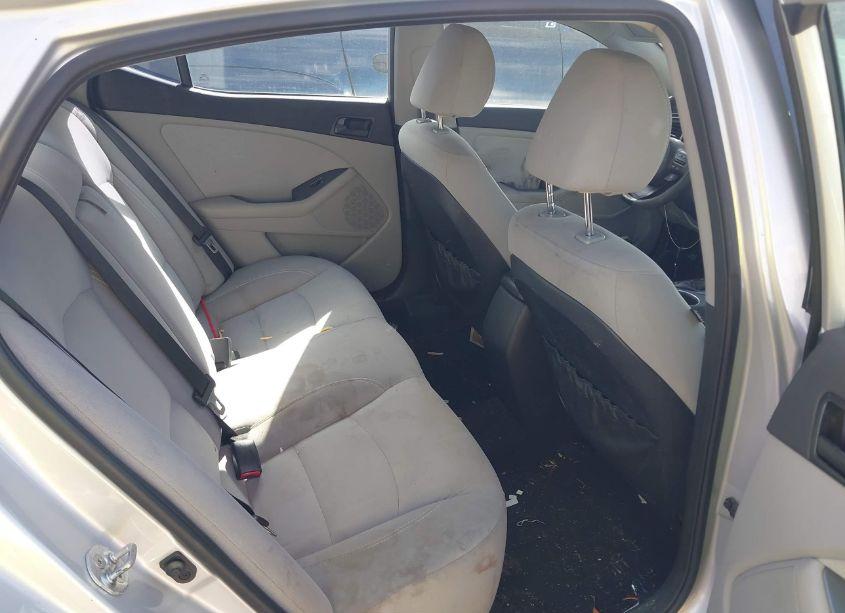 Photo 8 of 2014 Kia Optima LX (VIN 5XXGM4A74EG331062)