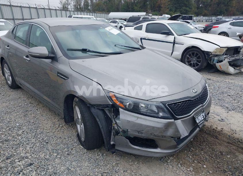 Photo 6 of 2015 Kia Optima LX (VIN 5XXGM4A74FG351717)
