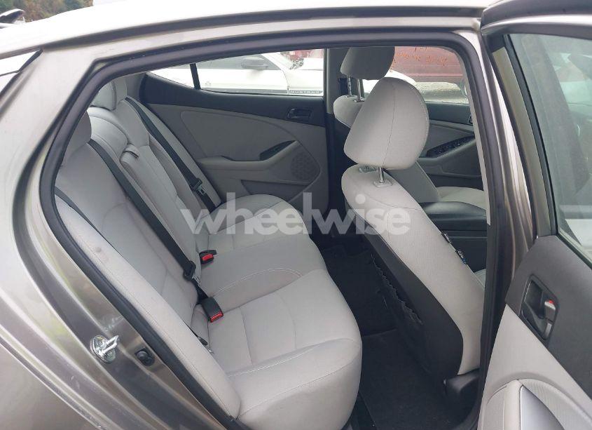 Photo 8 of 2015 Kia Optima LX (VIN 5XXGM4A74FG351717)