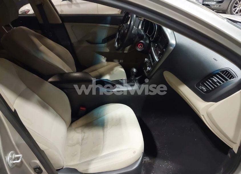 Photo 5 of 2015 Kia Optima LX (VIN 5XXGM4A74FG355766)