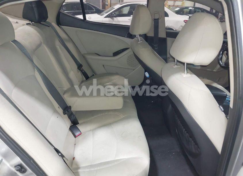 Photo 8 of 2015 Kia Optima LX (VIN 5XXGM4A74FG355766)