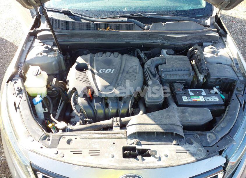 Photo 10 of 2015 Kia Optima LX (VIN 5XXGM4A74FG382238)