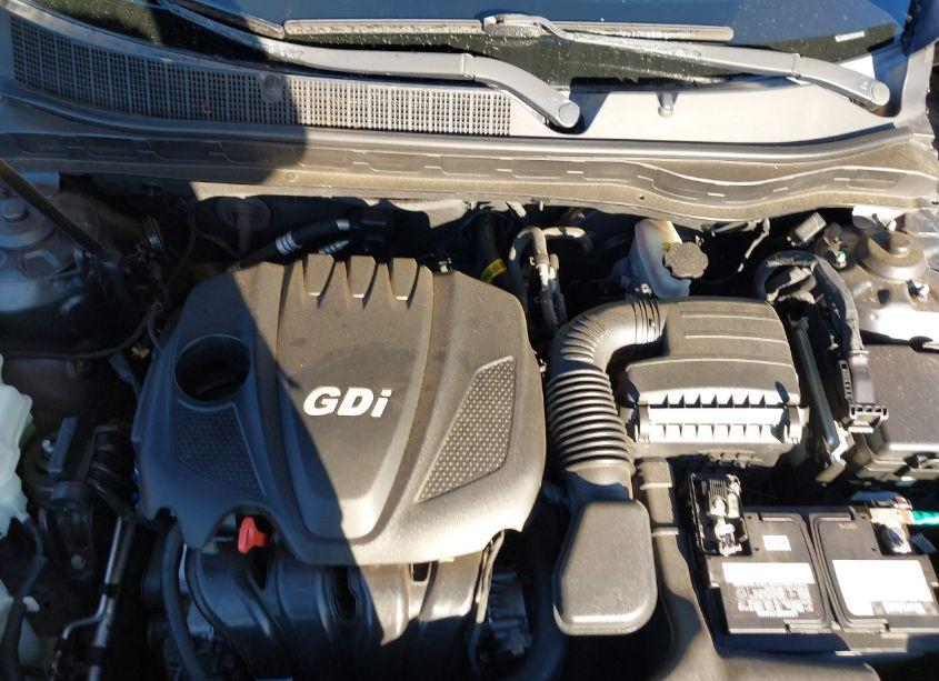 Photo 10 of 2015 Kia Optima LX (VIN 5XXGM4A74FG384586)